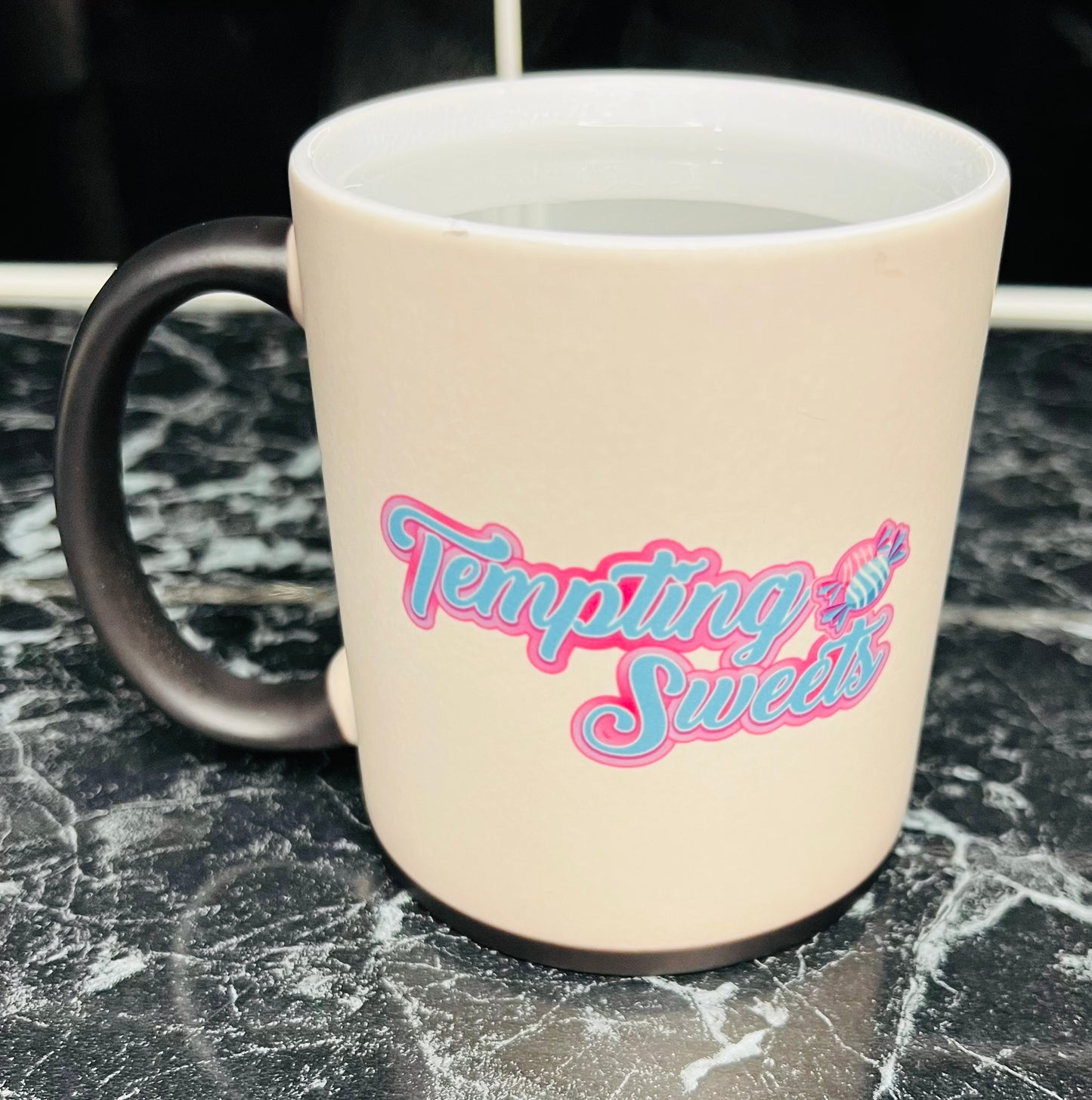 Tempting Sweets Heat Sensitive Magic Mug (400ml)
